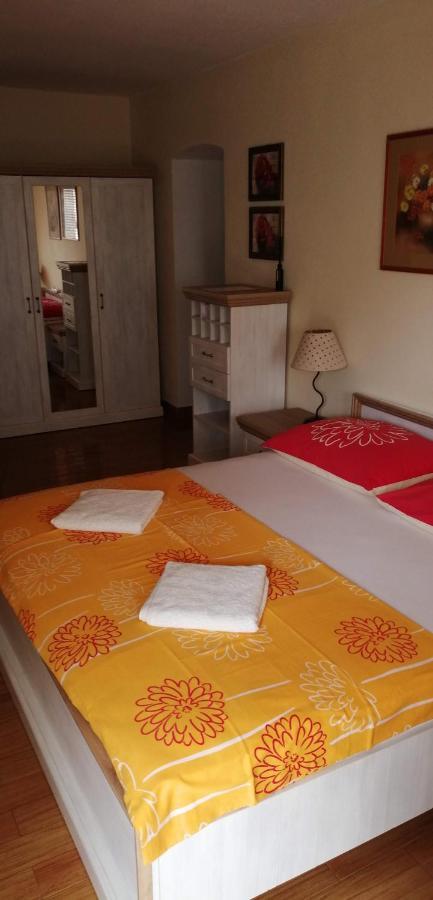 Apartmani Am クルク エクステリア 写真