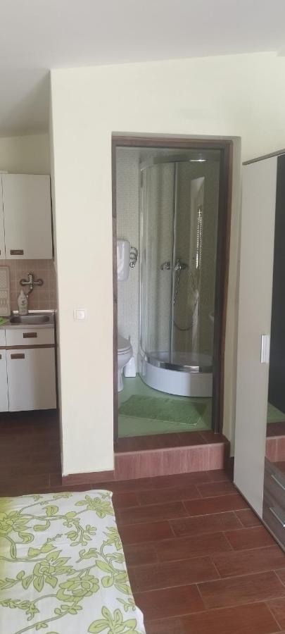 Apartmani Am クルク エクステリア 写真