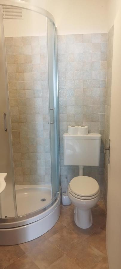 Apartmani Am クルク エクステリア 写真
